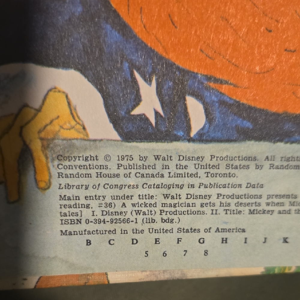 Disney Mickey and the Magic Cloak Book - Multicolor - Picture 3 of 4